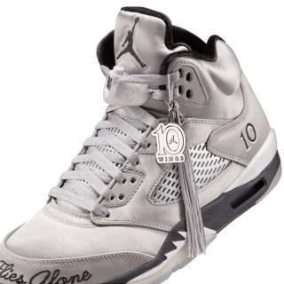 Official Images: Air Jordan 5 "Wings" (Medium Grey)