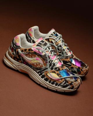 Westside Gunn's Saucony Grid Jazz 9 "Awesome Gods" collaboration. Photo by Tyler Mansour (@arab_lincoln) on Instagram.