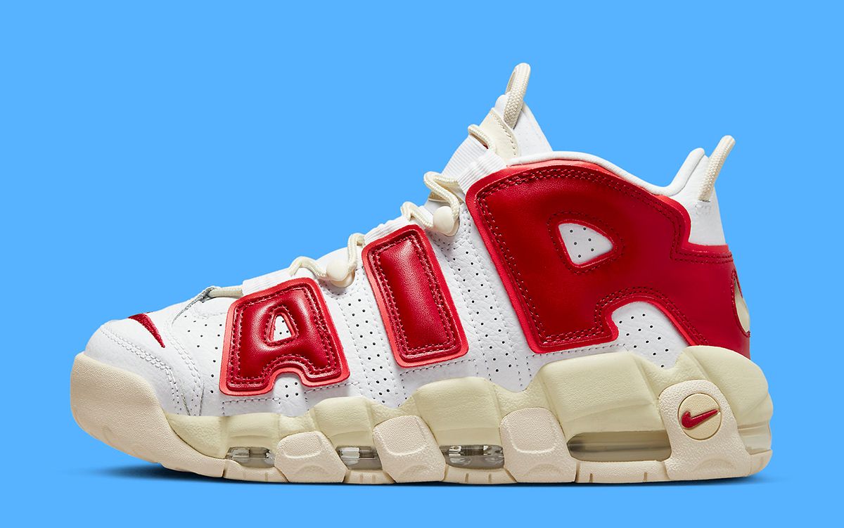 Nike Air More Uptempo ホワイト/レッド This Nike Air More Uptempo Gets Accented By Grey And Red