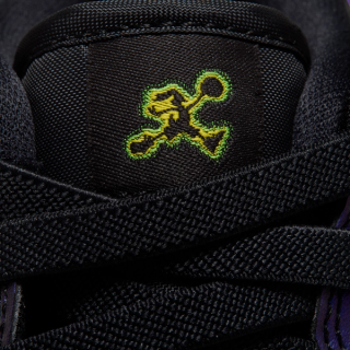 Little Kids' Space Jam x Air Jordan 1 Low "Air Bugs" (SKU: JA5474-001). Photo via Nike.