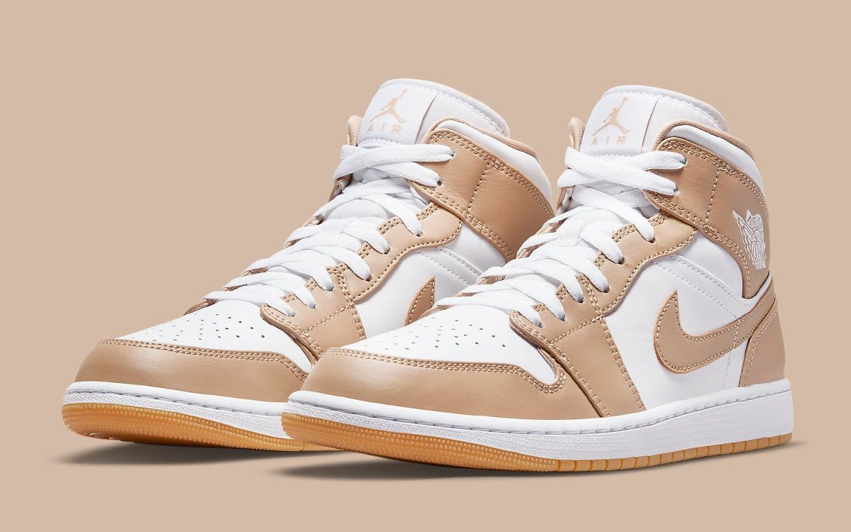 Brown and white air jordan outlet 1