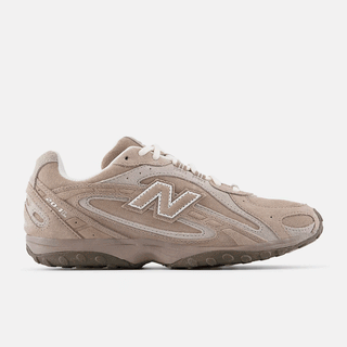 Debut New Balance 204L colors.