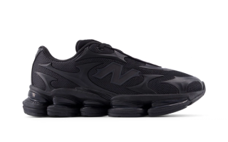 New Balance 2000 in a "Black Metallic" color scheme.