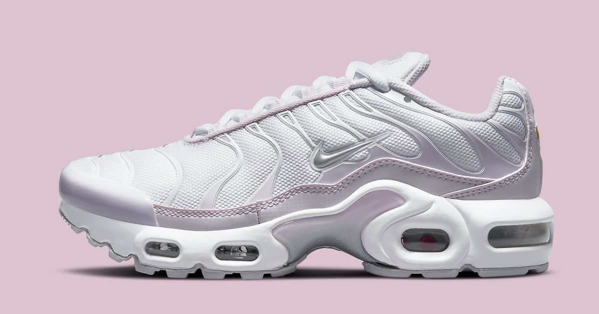 Available Now // Nike Air Max Plus “Light Violet” | House of Heat°