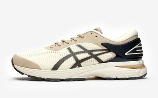Show all Asics Speed products