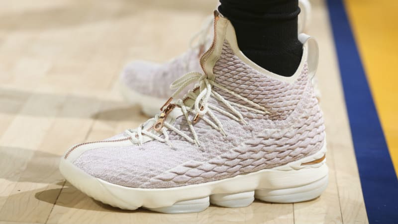 nike lebron 15 gold