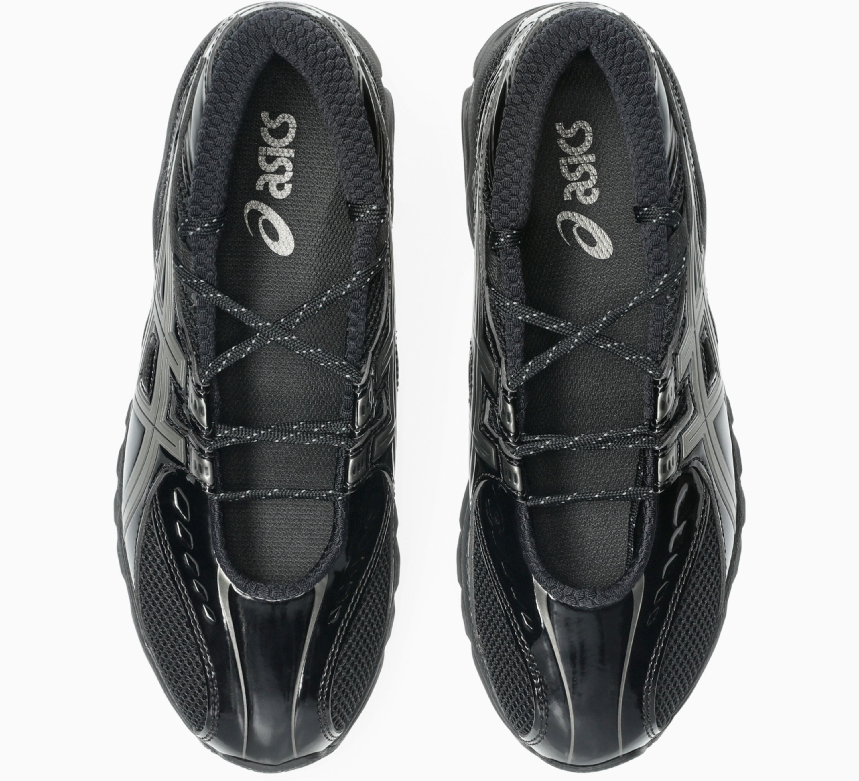 ASICS GEL-DS TRAINER® SP "Black" (SKU: 1203B057-001). Photo via ASICS.