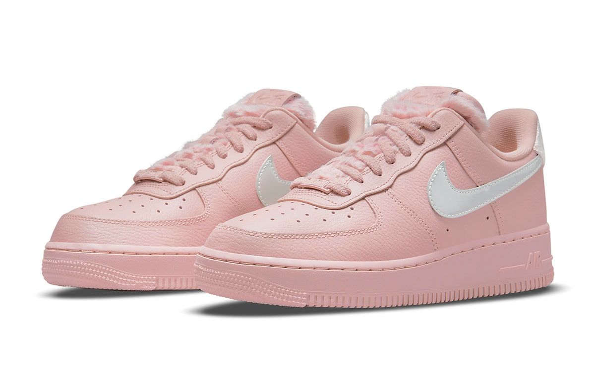 New Air Force 1 Features Detachable Pink Fur Tongues | House of Heat°