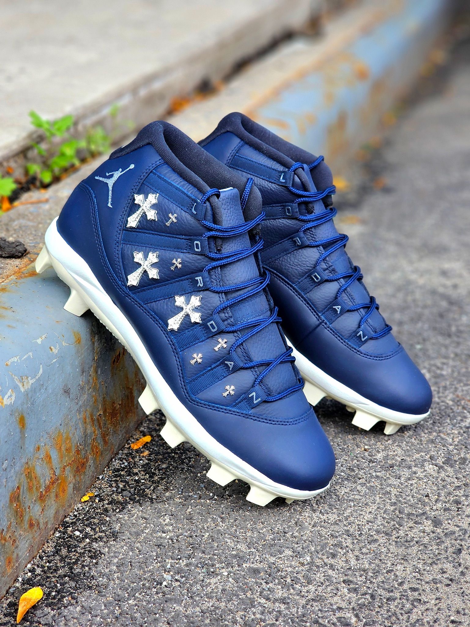 Jazz Chisholm Jr.'s Chrome Hearts-Inspired Air Jordan Custom Cleats. Photos via MLB.