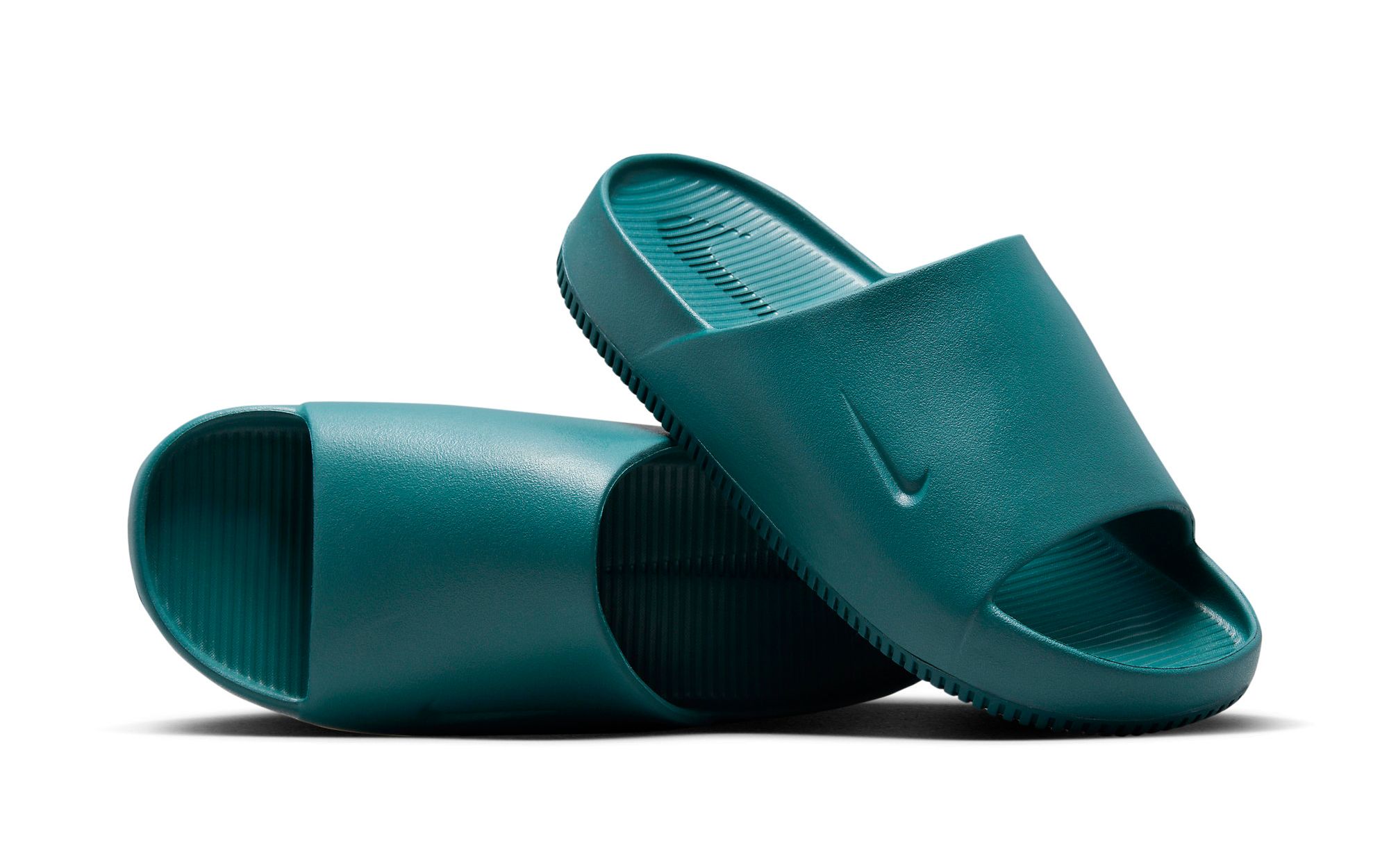 Nike contrast logo pool 2024 slides