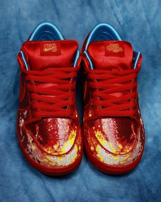 nike sb dunk low wizard of oz golden ticket edition 6