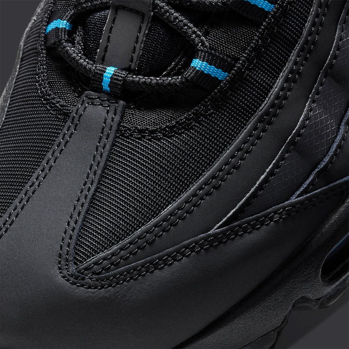 nike air max 95 triple black laser blue