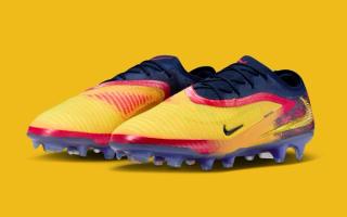 Erling Haaland's special edition Nike Phantom 6 Low Elite FG in "Laser Orange."