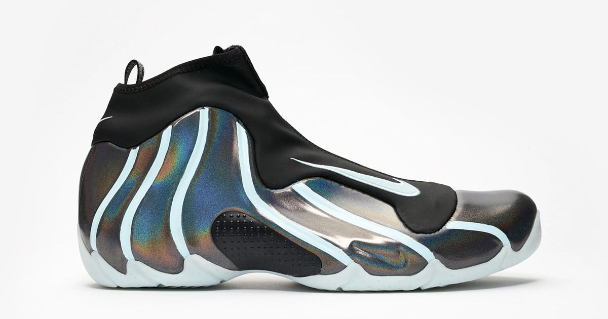 flightposite topaz mist on feet