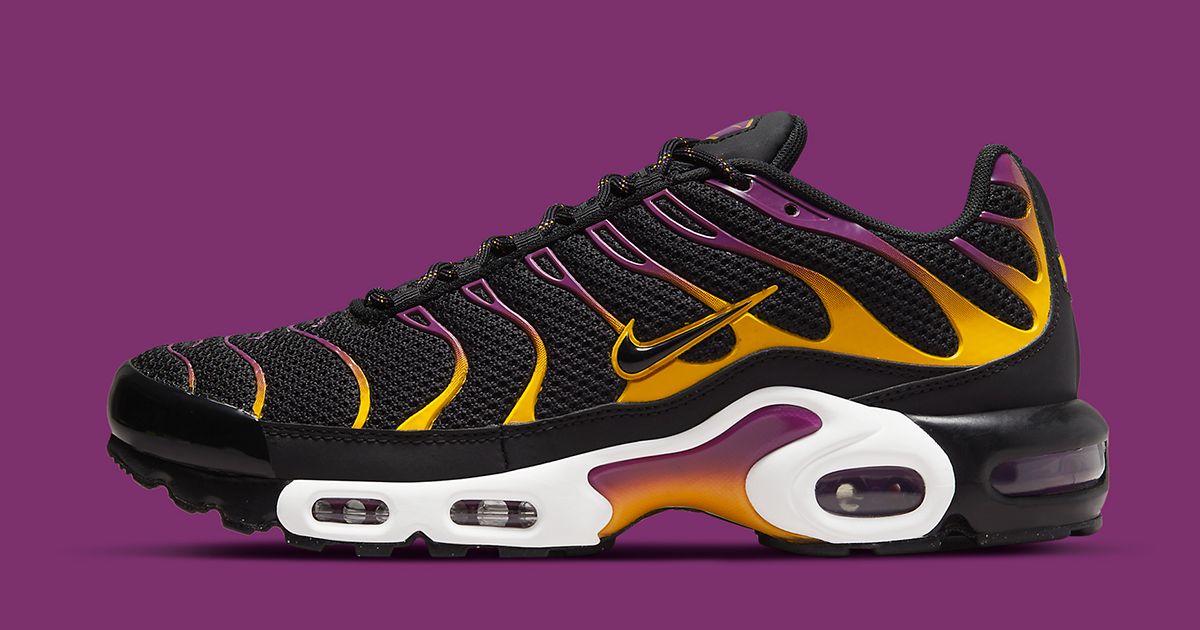 This Black, Magenta and Gold Air Max Plus Arrives with All-Conditions ...