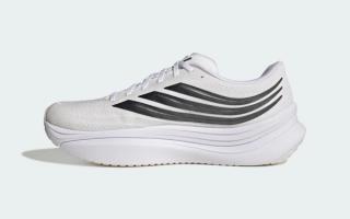 Men's adidas Supernova Rise 4 "White/Black" (SKU: LB0116). Photo via adidas.