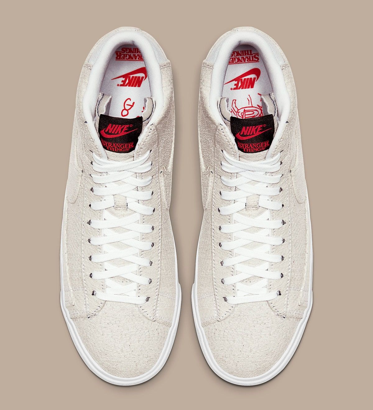 Stranger things nike on sale blazer upside down