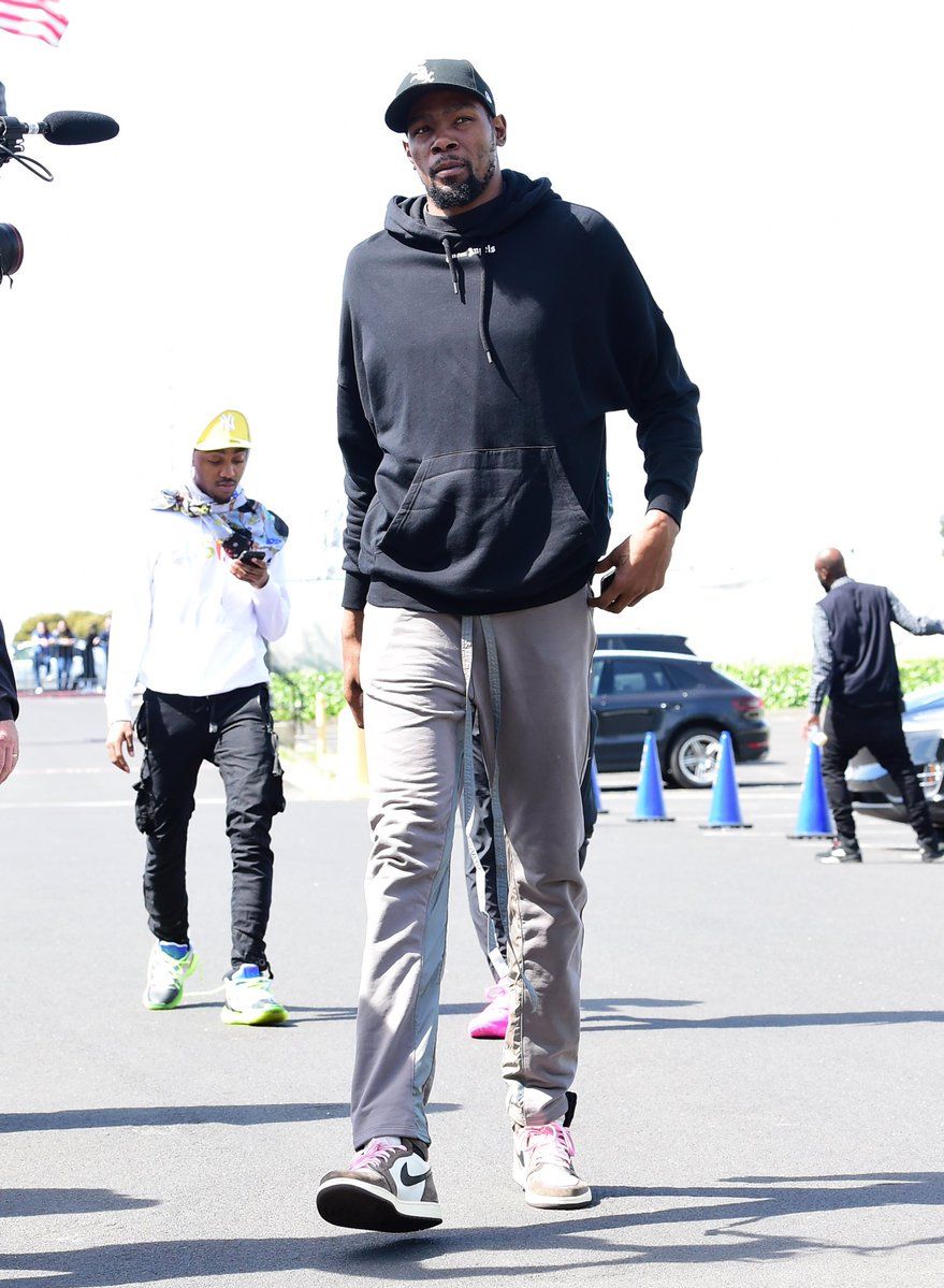 Kevin Durant // Travis Scott x Air Jordan 1