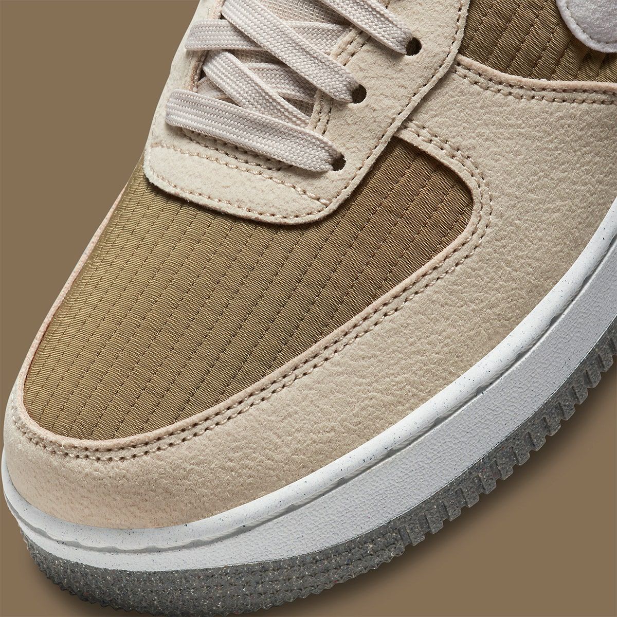 A Second Air Force 1 Toasty Appears in “Brown Kelp” | House of Heat°