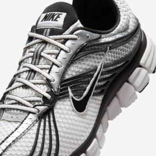 Men's Nike Zoom Skylon 11 "Summit White/Black" (SKU: IU1869-101). Photo via Nike.