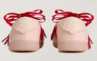 Simone Rocha x adidas Japan Slip-On "Pink Tint" (SKU: KJ5249). Photo via adidas.