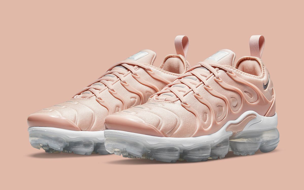 Peach clearance color vapormax