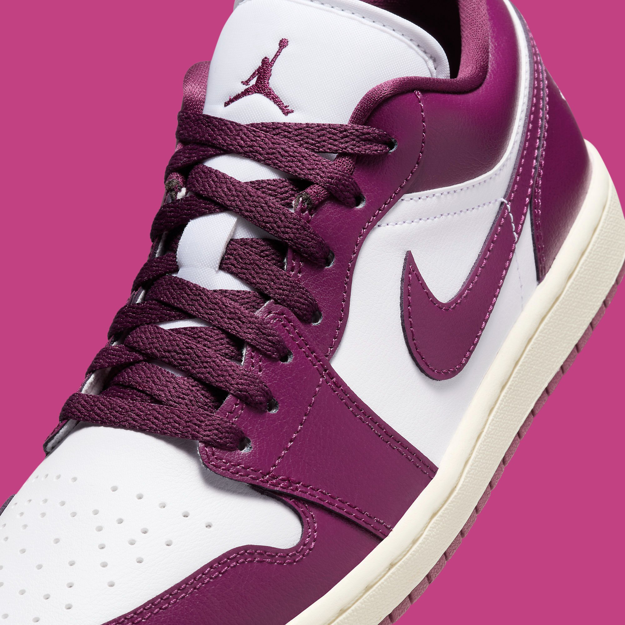 ★ナイキ★(W) Jordan 1 Low★Bordeaux 19267201_42209612_600.jpg