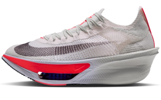 Women's Nike Alphafly 4 "Sea Glass/Laser Crimson" (SKU: IZ9609-002). Photo via Nike.
