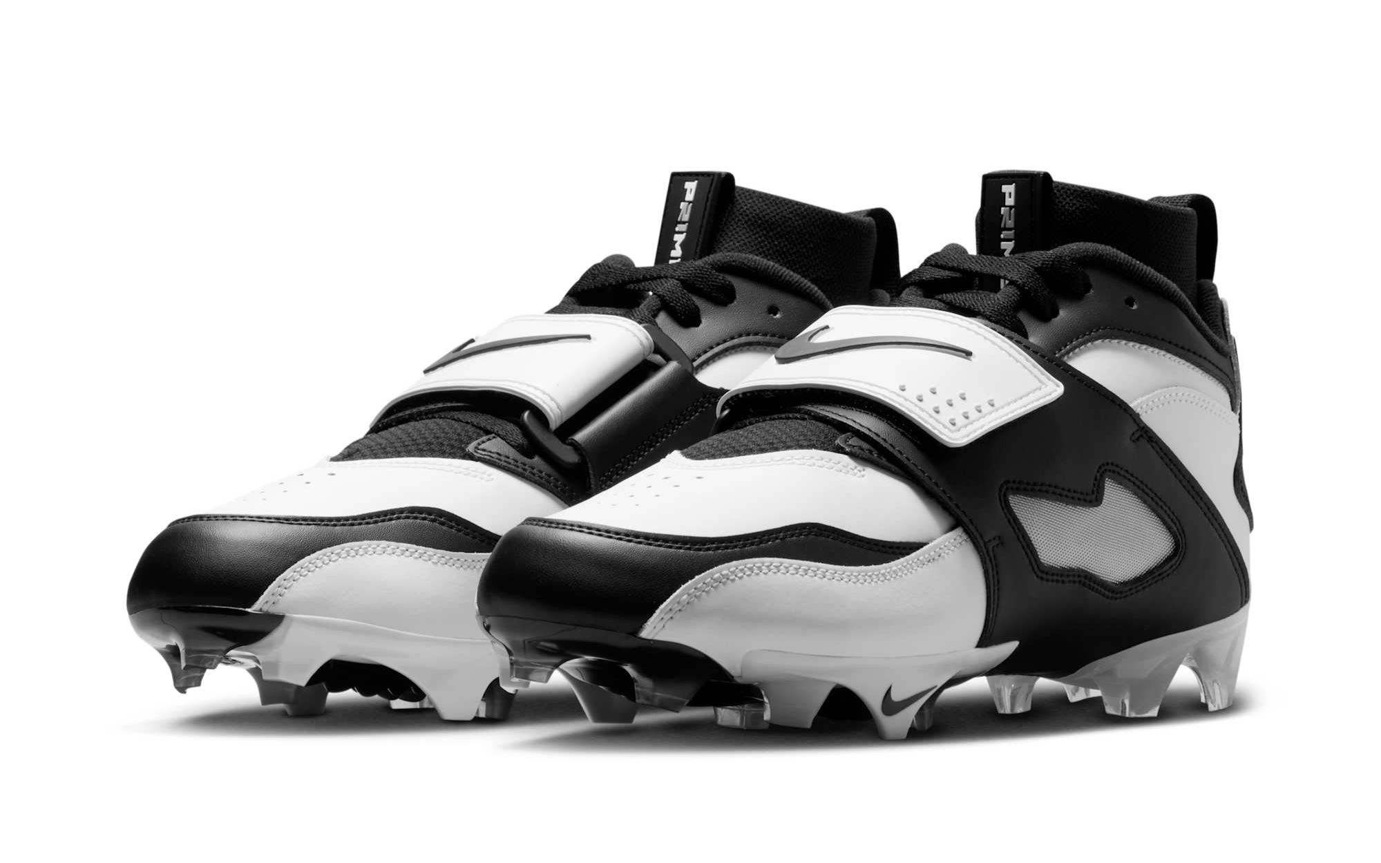New in box Nike air zoom super bad ft football cleats white black 314108 101 men Amazon.com | Nike LT Superbad D Football Cleat Black/Black  main image 3