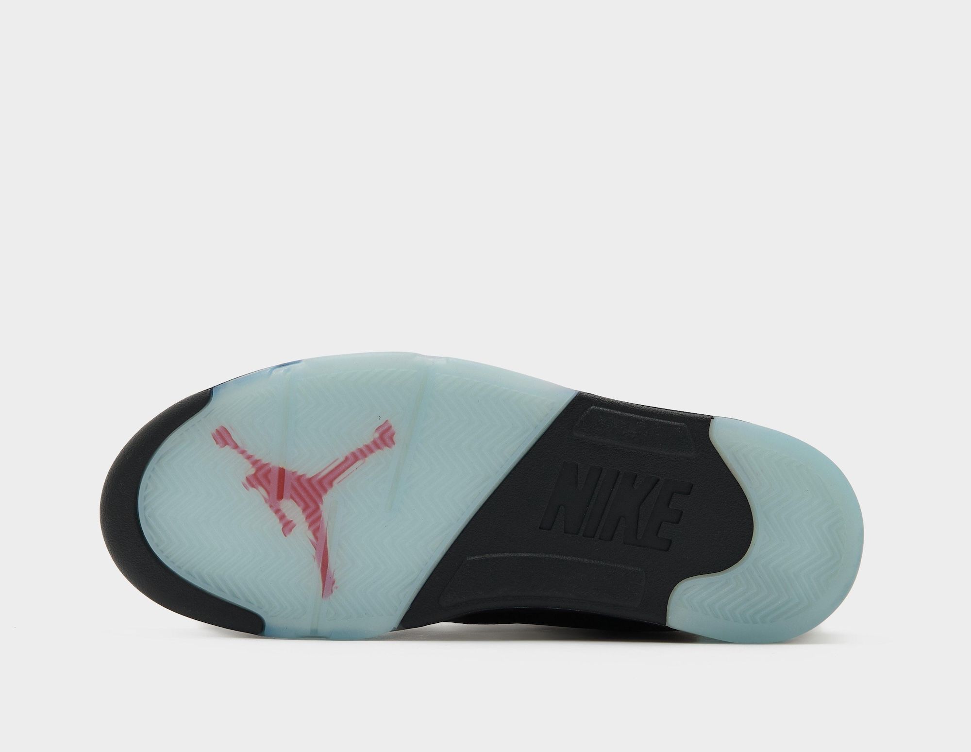 Air Jordan 5 "Halloween" (SKU: HQ7978-001). Photo via size?