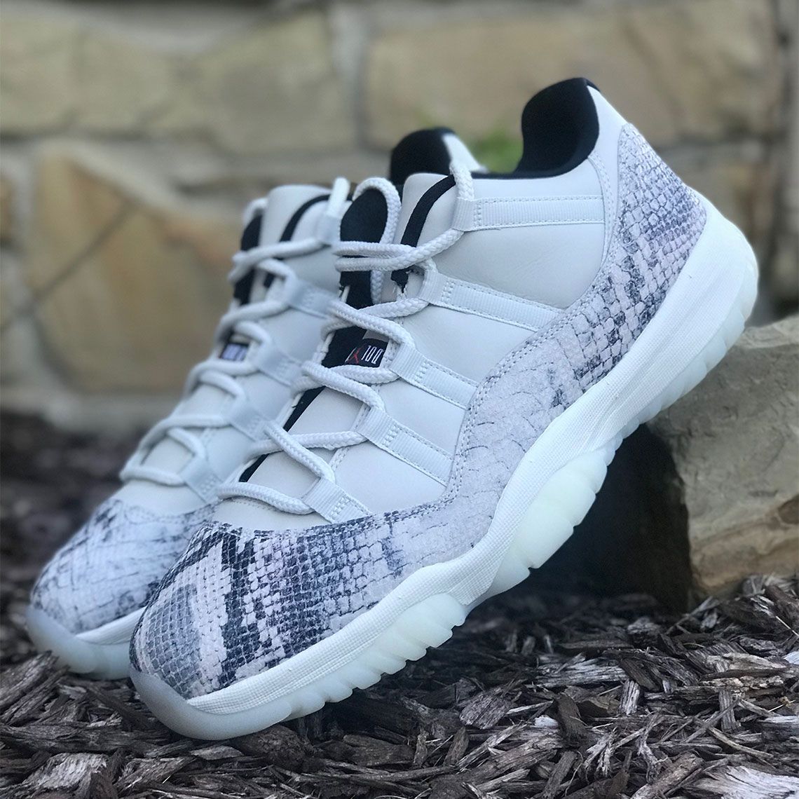 Low hot sale snakeskin 11