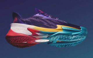 Stephen Curry's Under Armour-powered Curry Series 7 super shoe.