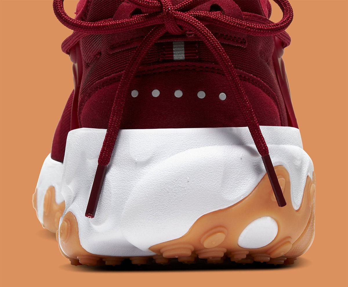 Nike clearance react burgundy