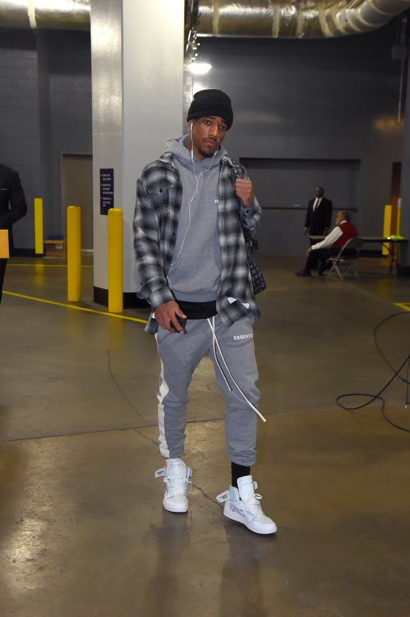 DeMar DeRozan OFF-WHITE x Air Jordan 1
