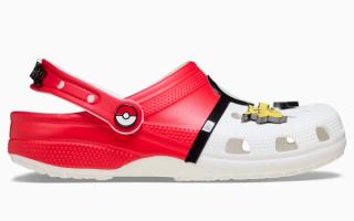 Adult's Pokémon x Crocs Classic Clog "Poké Ball" (SKU: 212064-90H). Photo via Crocs.