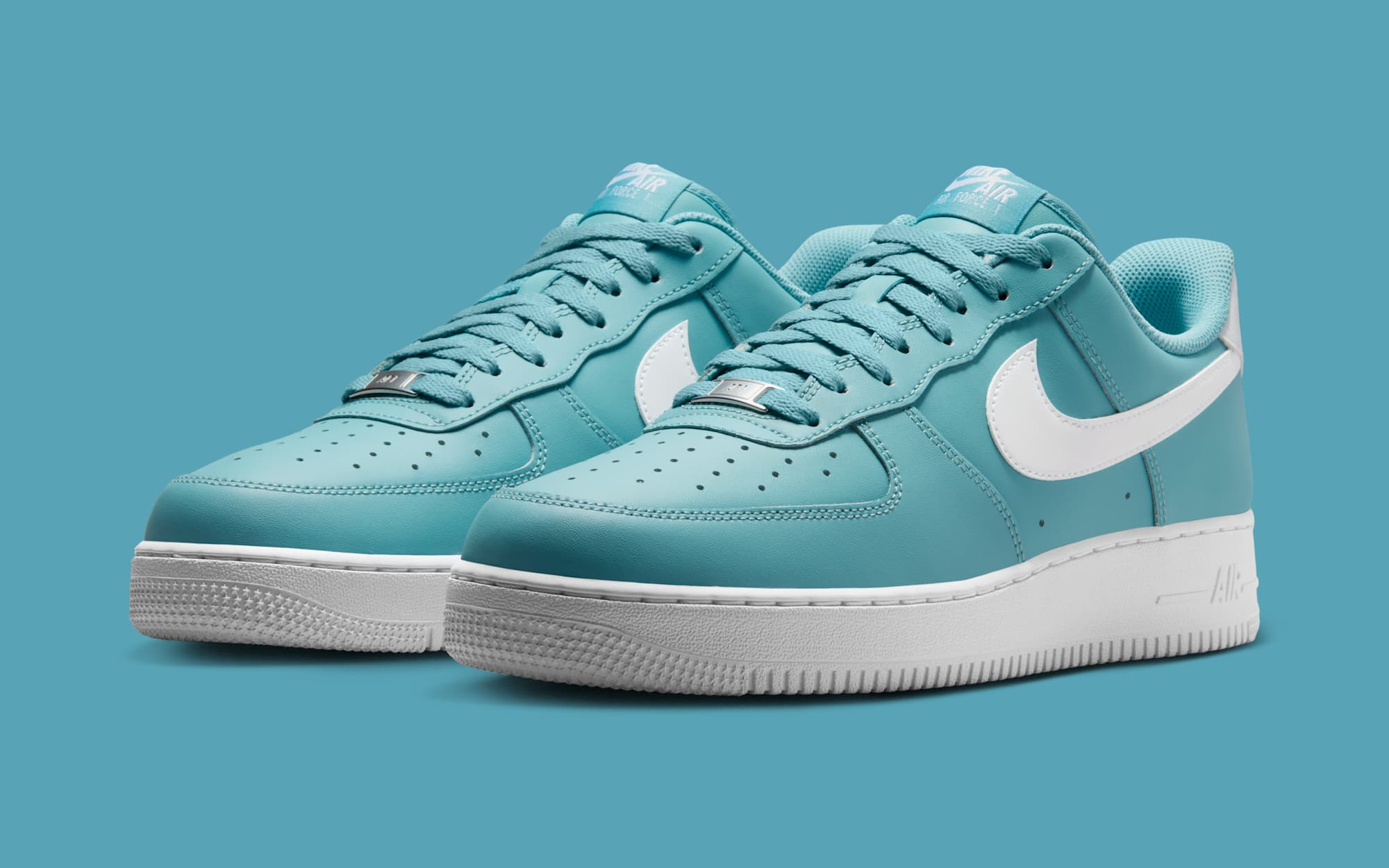 希少!【トレンドカラー】NIKE AIR FORCE 1 Denim Turquoise The Nike Air Force 1 Low