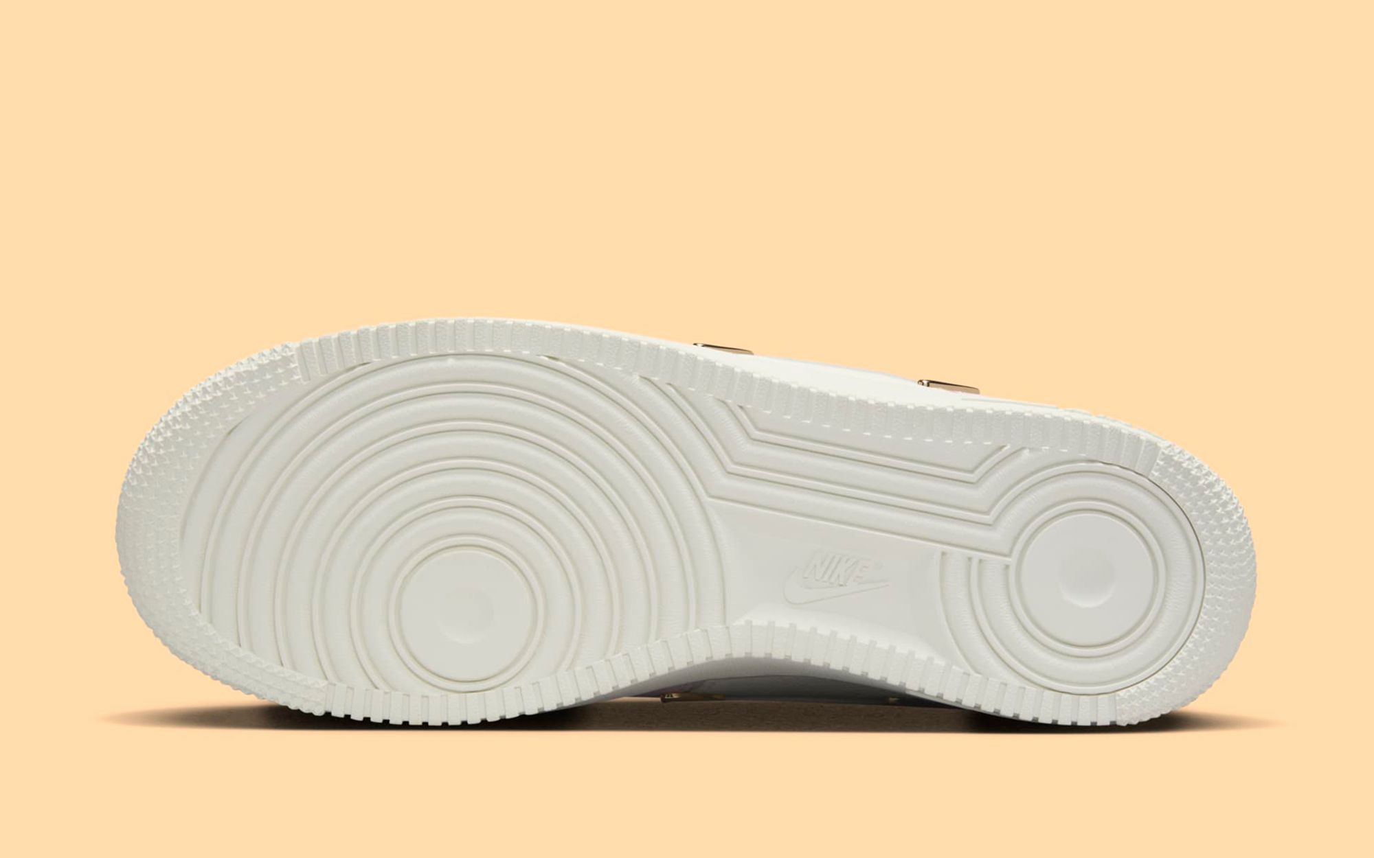 nike air force 1 emblem