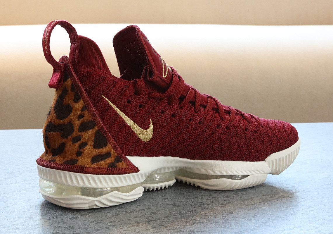 Lebron 16 hotsell red and gold