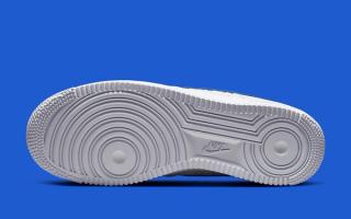 Nike AF1 Mid Graffiti c/o Off-White™ in white