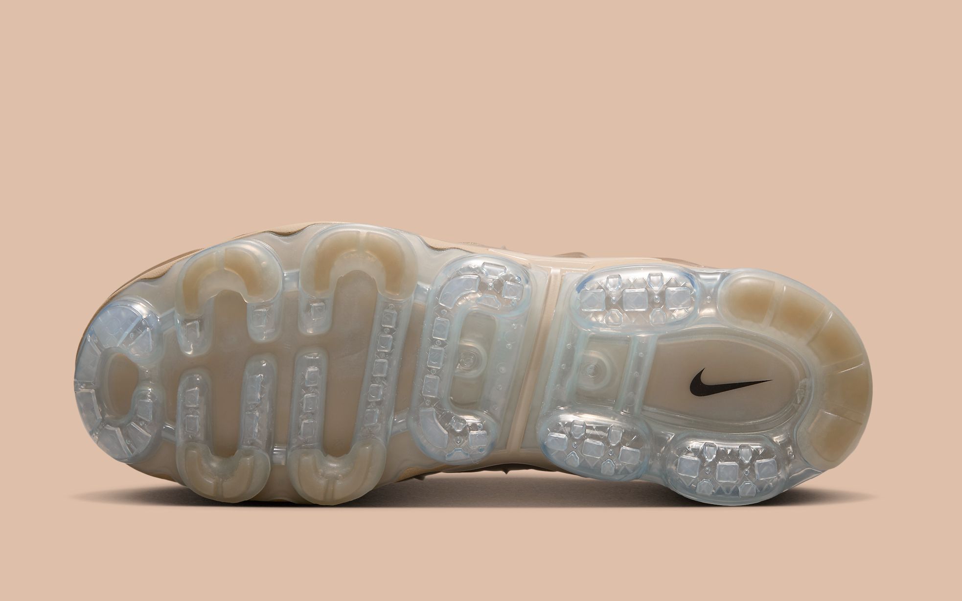 vapor max plus beige