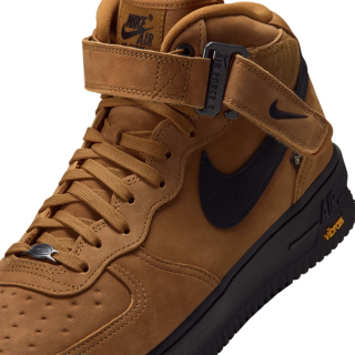 Nike Air Force 1 Mid '07 GORE-TEX Vibram "Wheat/Black" Seatbelt-Style Ankle Buckle (SKU: IO1875-700).