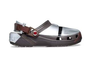 Star Wars™ x Crocs Classic Clog "Mandalorian" celebrating Lucasfilm's 'Star Wars: The Mandalorian and Grogu' movie.