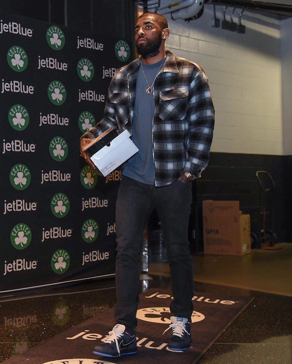 Kyrie Irving // Concepts x Nike SB Dunk Low "Blue Lobster"