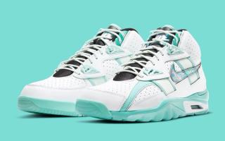 Just Dropped! Retro Nike “Abalone Pack”