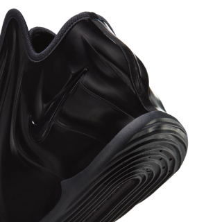 Nike G.T. Future "Triple Black" (SKU: FZ5590-004). Photo via Nike.