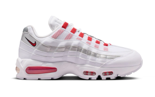 Nike Air Max 95 "England" Official Look.