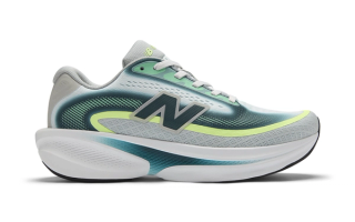 Women's New Balance Ellipse running show in a "Medusa Green" color scheme.