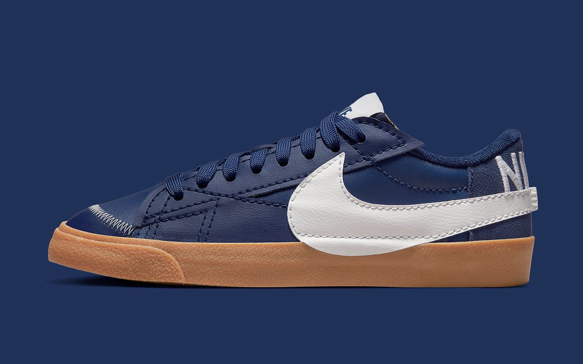 navy nike blazer low