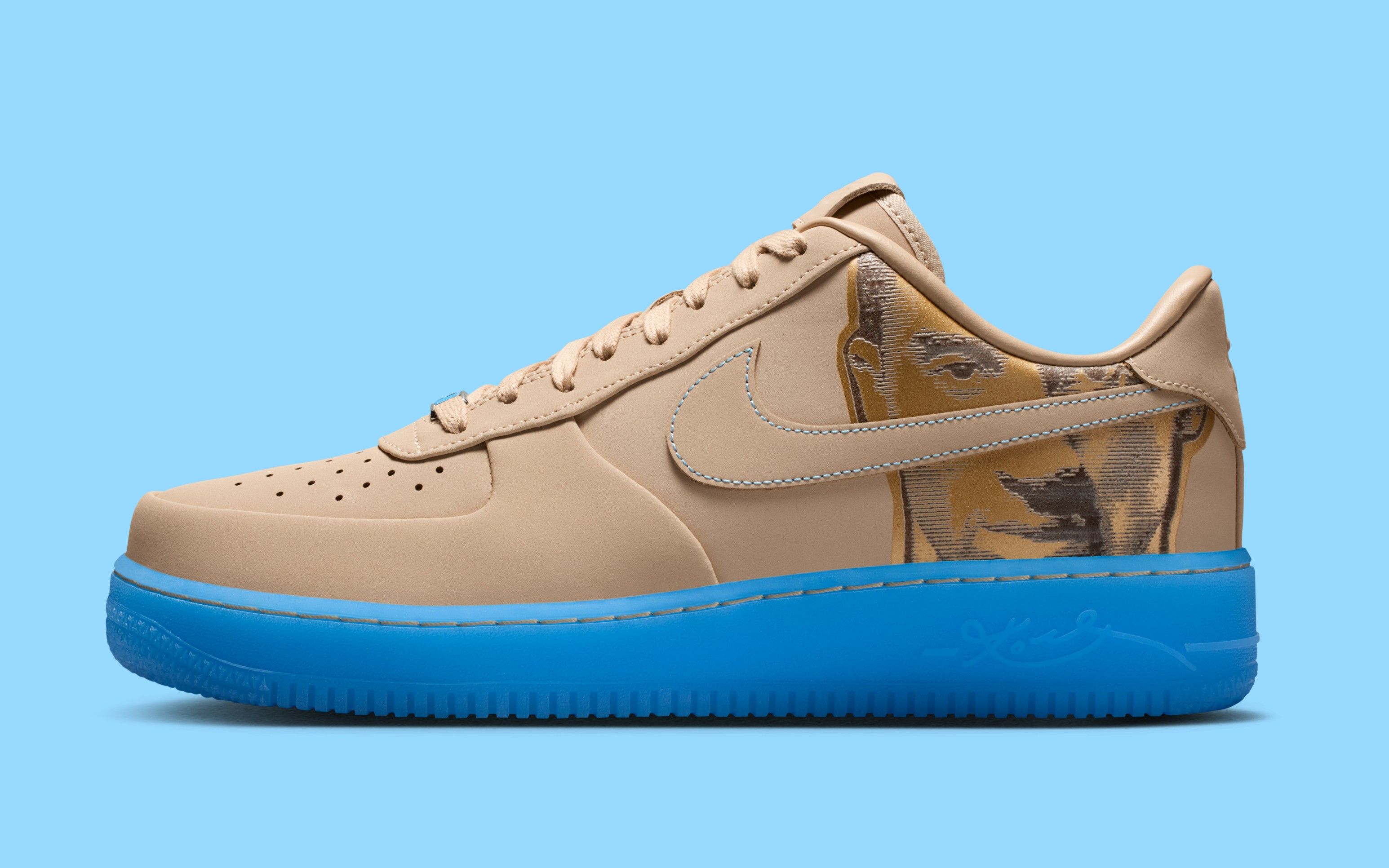 靴 Kobe Bryant x Nike Air Force 1 Low First Look At The Kobe x Nike Air Force 1 Low 