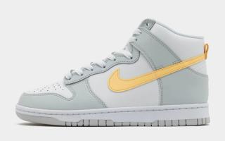 nike dunk high Boots yellow swoosh release date 2